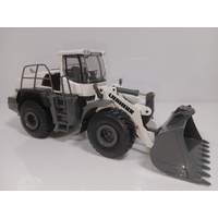 CO2443-01 - Liebherr L576 Wheel Loader - White