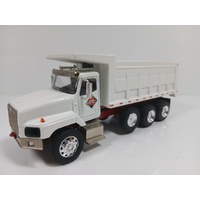CO64105-05 - International 5600 Tipper - White / Red