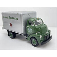 FG19-1031 - 1952 GMC Dry Good Van - Great Southern
