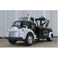 FG19-1058 - 1952 GMC Heavy Duty Wrecker - Dept of Police Traffic