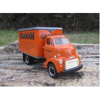 FG19-1066 - 1952 GMC Dry Goods Van - Graham