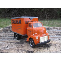 FG19-1066 - 1952 GMC Dry Goods Van - Graham