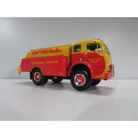 FG19-2064 - 1953 White-3000 Tanker - Shell Oil