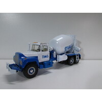FG19-2446 - Mack R Model Mixer - Blue Diamond 
