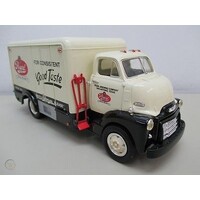 FG29-1238 - 1952 GMC Insulated Van - Pearl Brewing 
