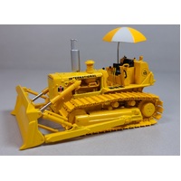 FG50-3076 - International Harvester TD-15 Crawler Dozer with Blade, Hitch & Umbrella - Yellow