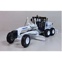 FG59-3066 - Komatsu GD655 Motor Grader - White