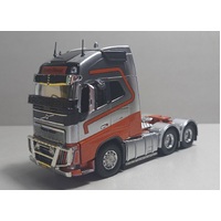 TEK83199 - Volvo DownUnder - Silver / Red